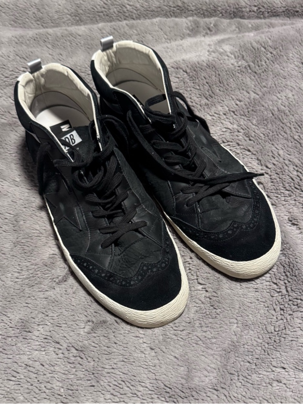 Golden Goose Mid Star Sneakers - Picture 2 of 11